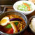 田園地帯のスープカレー。