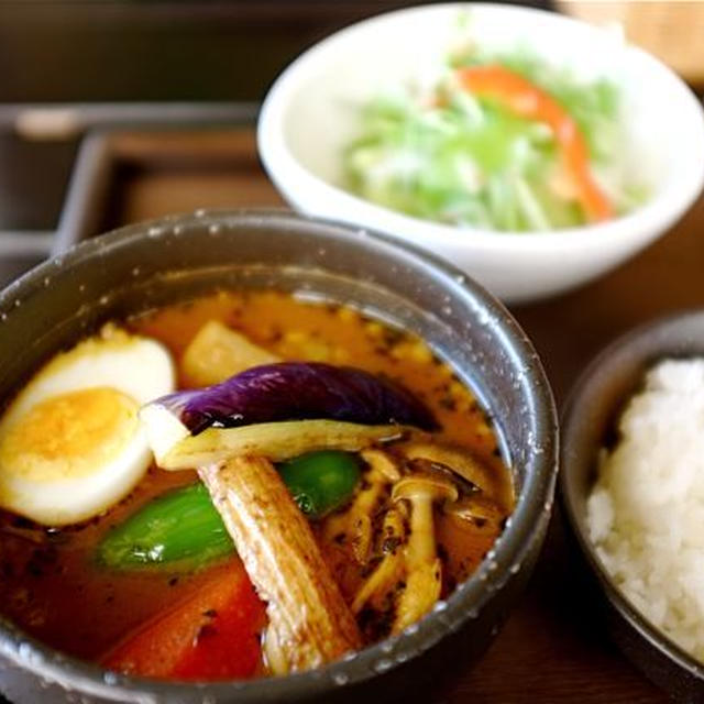 田園地帯のスープカレー。