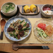 レバニラ炒め・まぐろの山かけの晩ご飯と　我が家のブラシノキ♪