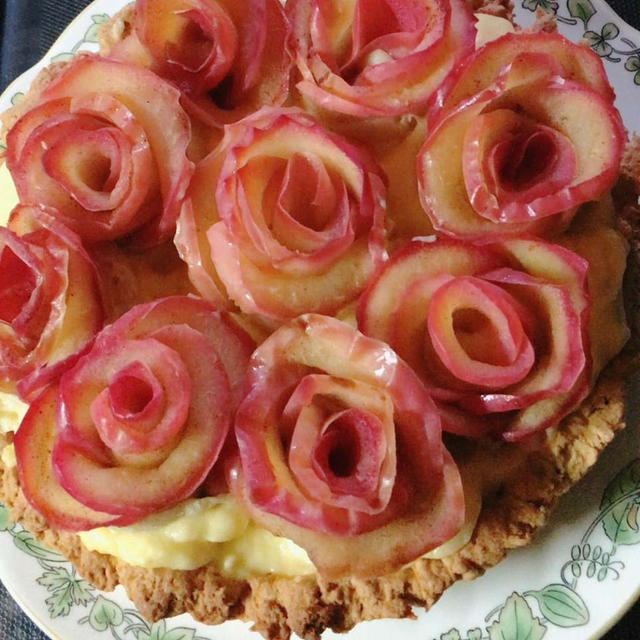 母の日にぴったり！ホットケーキミックスの薔薇タルト