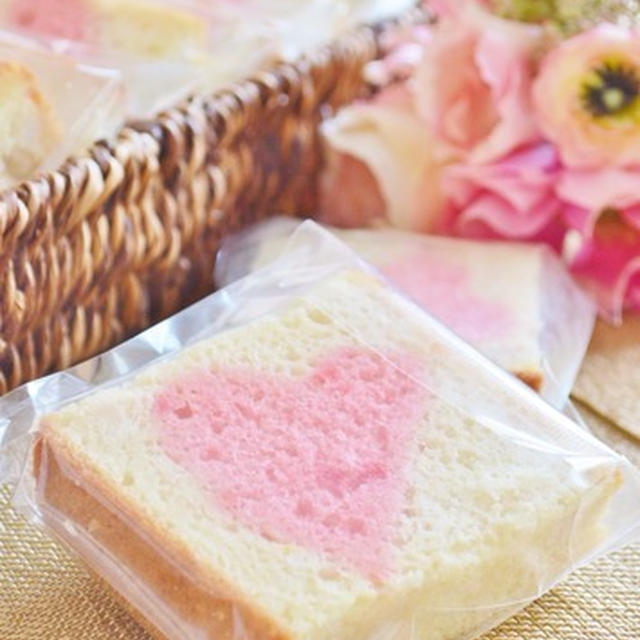 ビックリ！ハート入りのバレンタインケーキ。