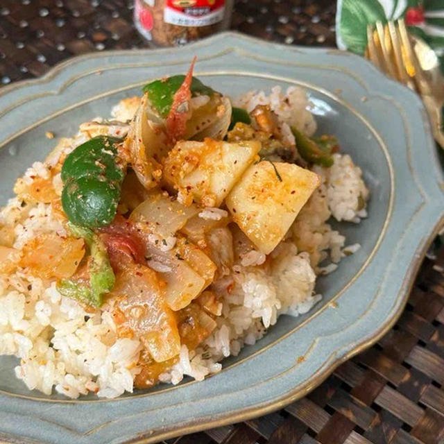 ＜レシピ＞ Wで美味しい♫ メキシカンピラフ＆チキンと野菜の蒸しいため