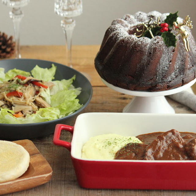 クリスマスごはん🎄ビーフ煮込みとケーキ鯛めしなどなど