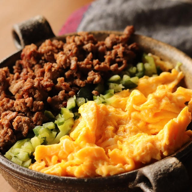 【レシピ】そぼろ丼 お味噌汁付き