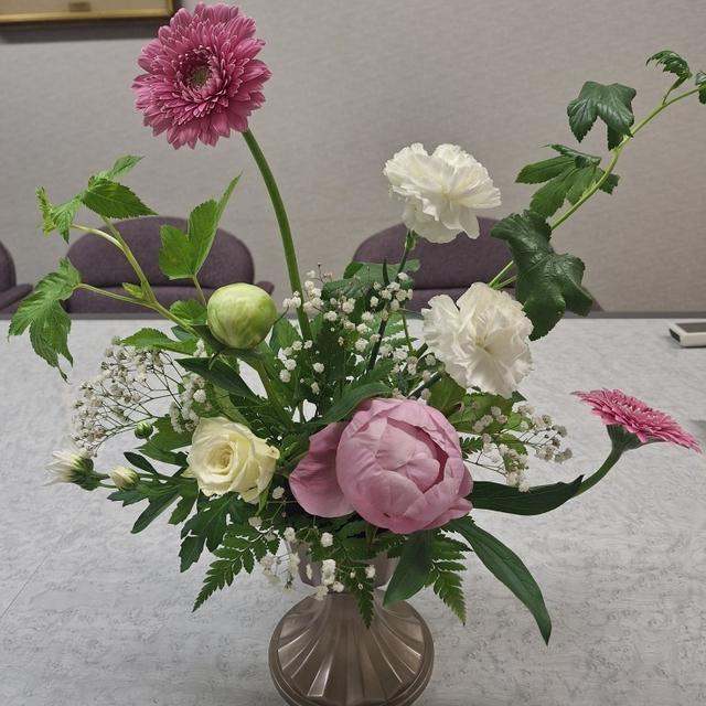 フラワーアレンジメント～季節の花 ピオニー(芍薬)編～