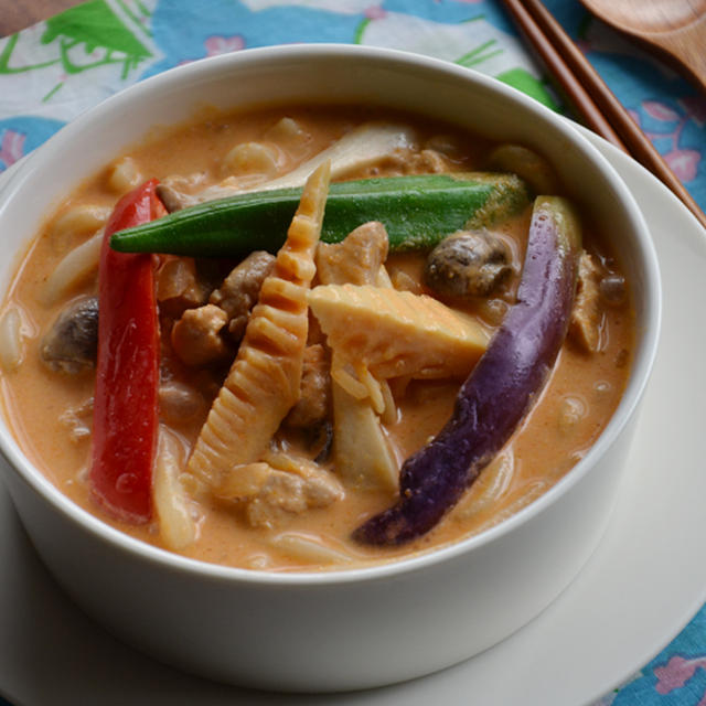 旦那さん直伝のレッドカレーうどん