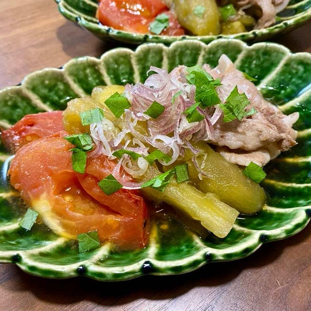 豚バラと茄子とトマトのサッとすき煮 ♪