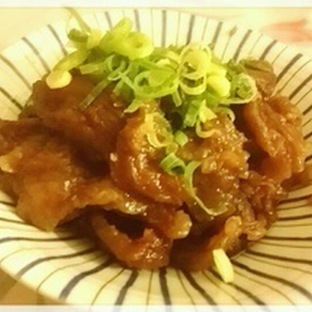牛スジ煮込み