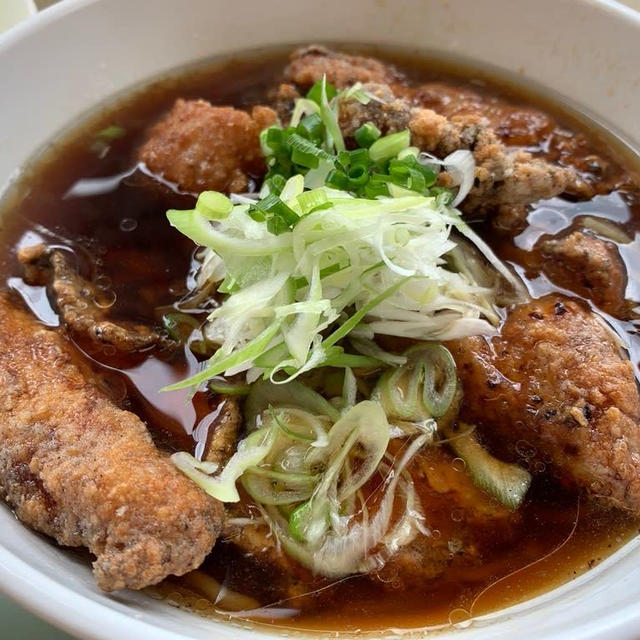 駒寄PA（下り）で山賊焼きらーめんあつあつ！