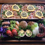 お弁当（海苔入り卵焼きとそぼろ丼）