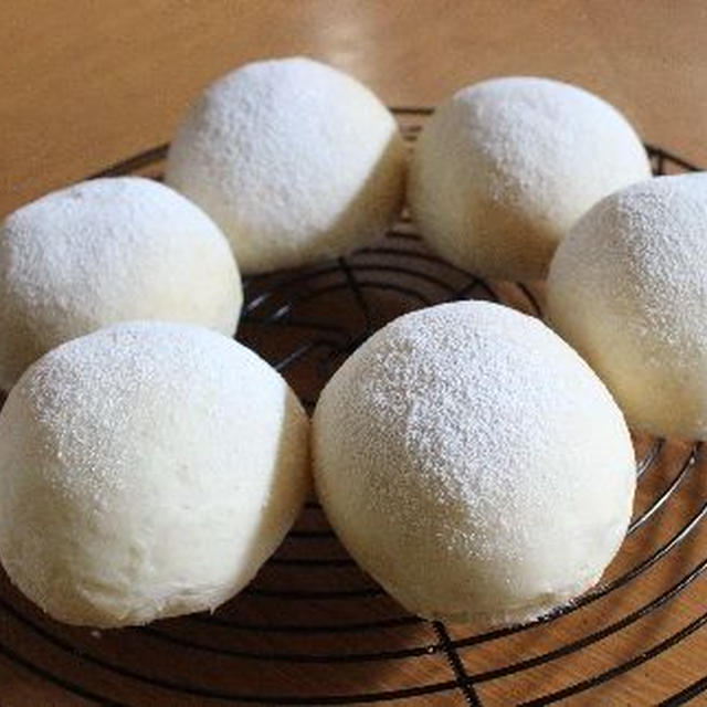 白パンと芽キャベツとポテトのアヒージョ♪