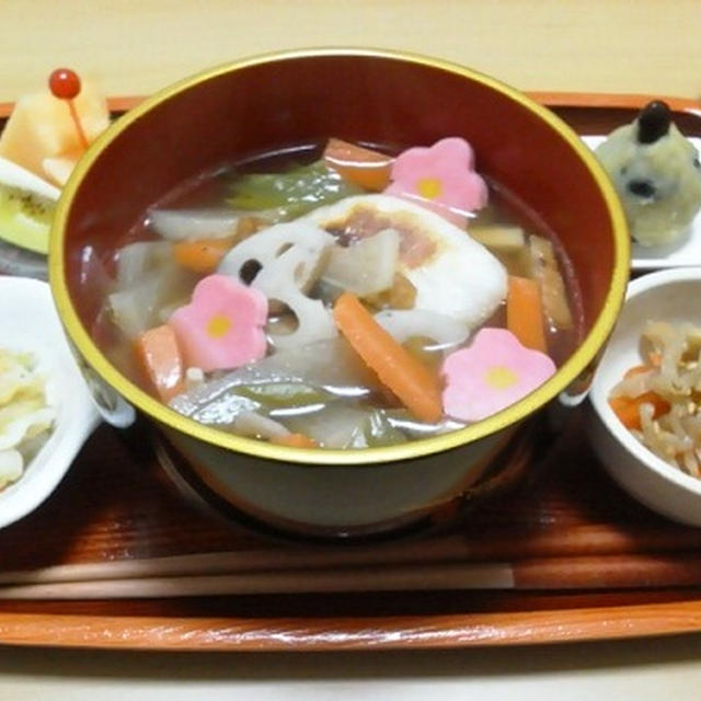 今日は和風のお雑煮で☆