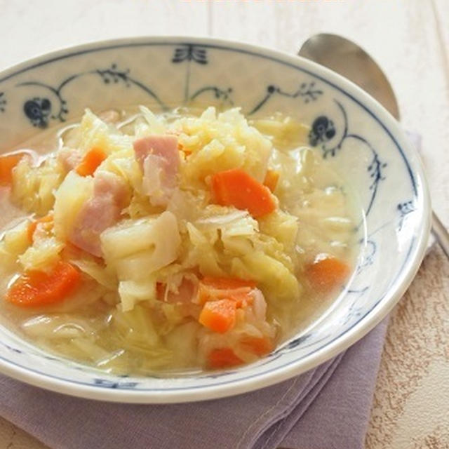 圧力鍋で1分！コンソメ不要！甘〜い食べる野菜スープ　