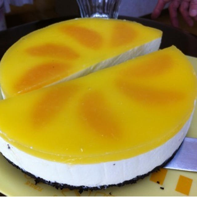●　オレンジレアチーズケーキ　●