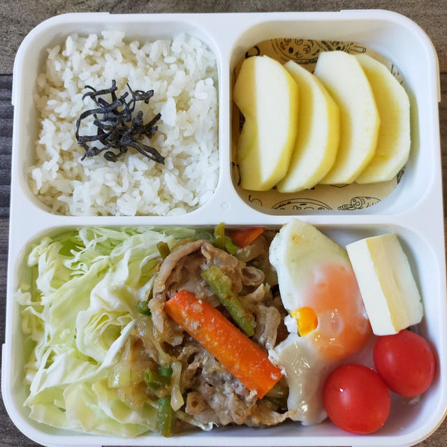 イチジク買いました＼(^o^)／本日の自分弁当は焼き肉弁当