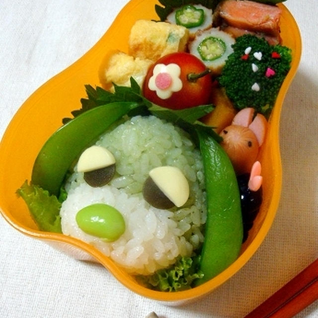 夏？かしいって言われるかな；お茶犬のお弁当