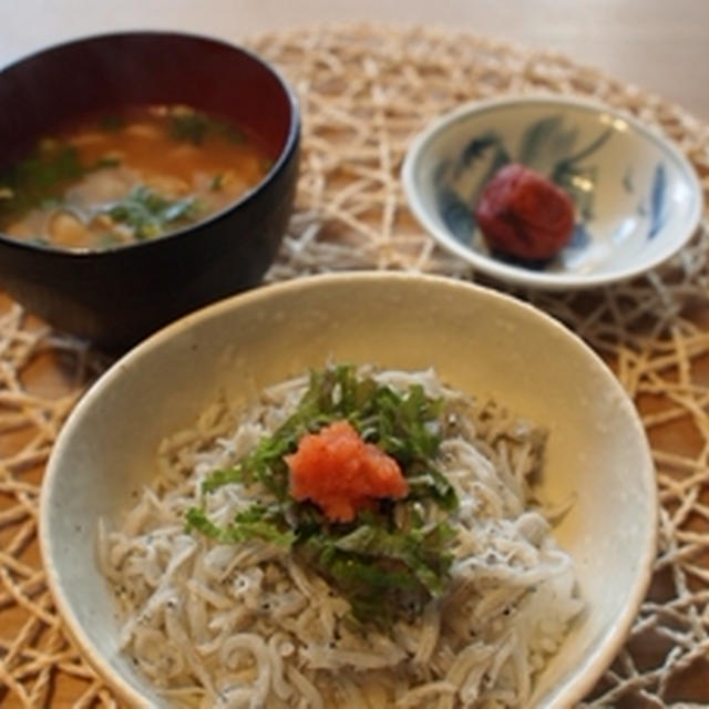 しらす明太丼で朝ごはんと塩麹卵でお弁当