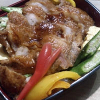 鶏もも照り焼きのり弁当