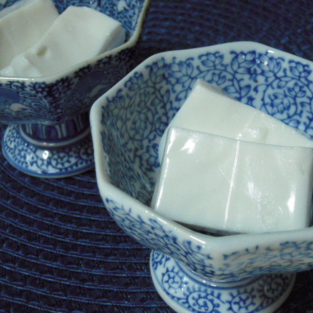 高野山特産ごま豆腐とサヨリのお刺身