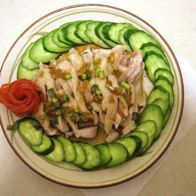 中華料理レシピ。広東風蒸し鶏（白切鶏）
