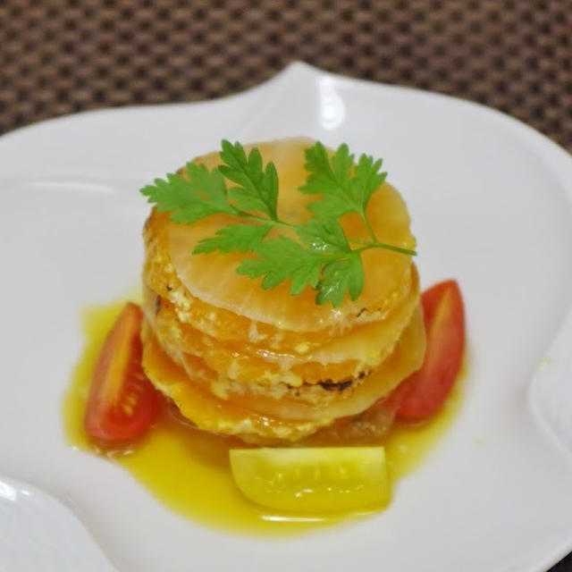 焼き蜜柑と蕪のサラダミルフィーユ