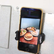 磁石でピタッと♪スマホ撮影の新兵器・マグピグ