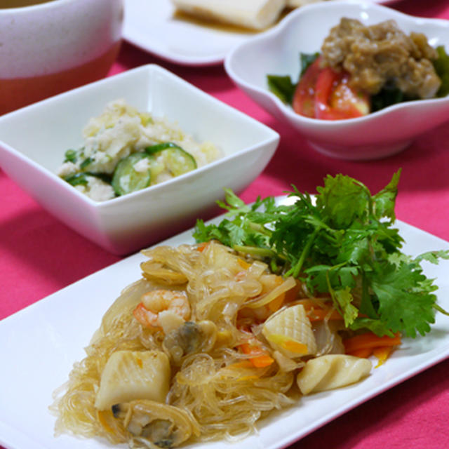 タイ風シーフード春雨。ねりごまなすだれ。の晩ご飯。