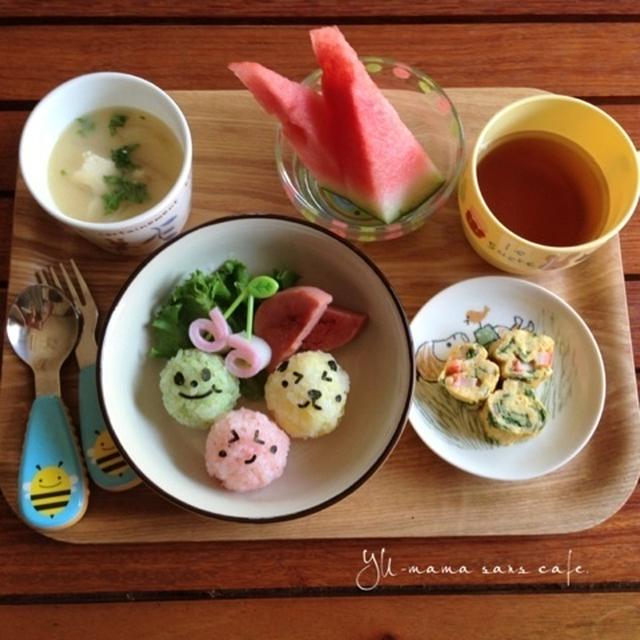 ちびくんのおむすびランチ。