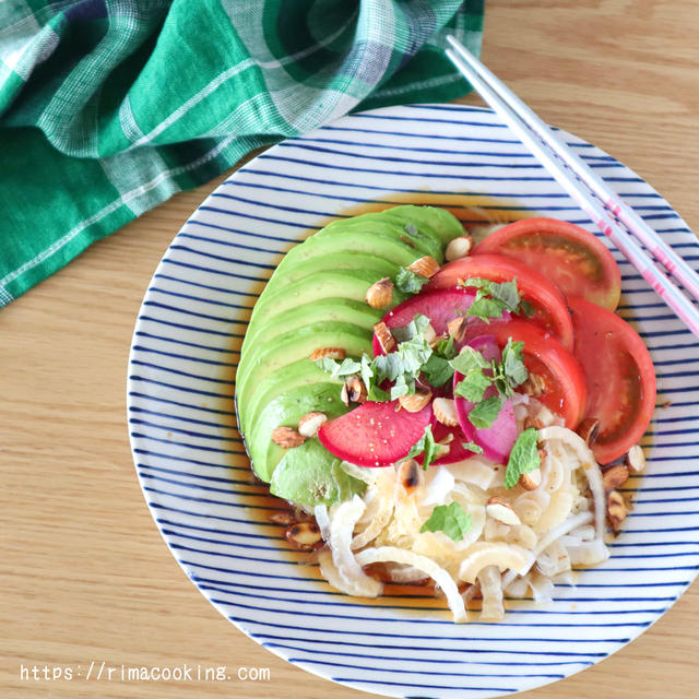 【レシピ】ヘルシー♪こんにゃく麺でサラダ冷やし中華