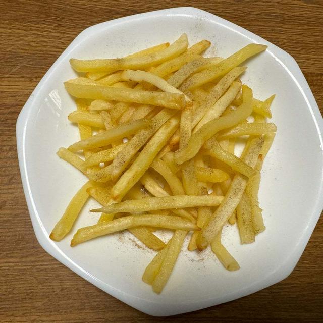 業務スーパーのフライドポテトをノンフライヤーを使って調理してみた‼️
