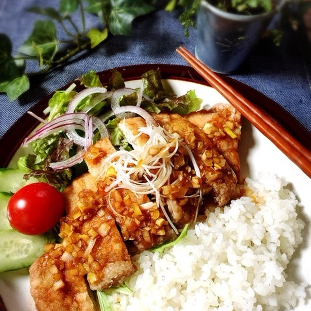 パパッとランチ！風邪予防にネギのせパーコー丼