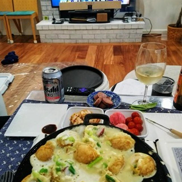 幸せを感じる時 ～ そろそろ紅葉の季節です ～ たこ焼きでフットボールTV観戦
