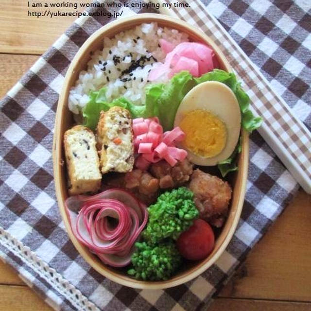 3.2　から揚げ弁当と大根でバラの花