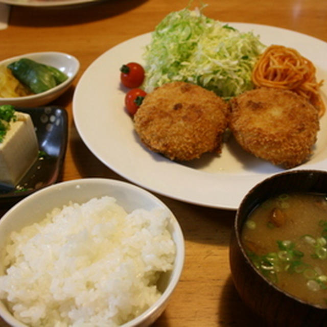 コロッケ定食