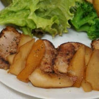 豚ヒレ肉と洋梨のソテー