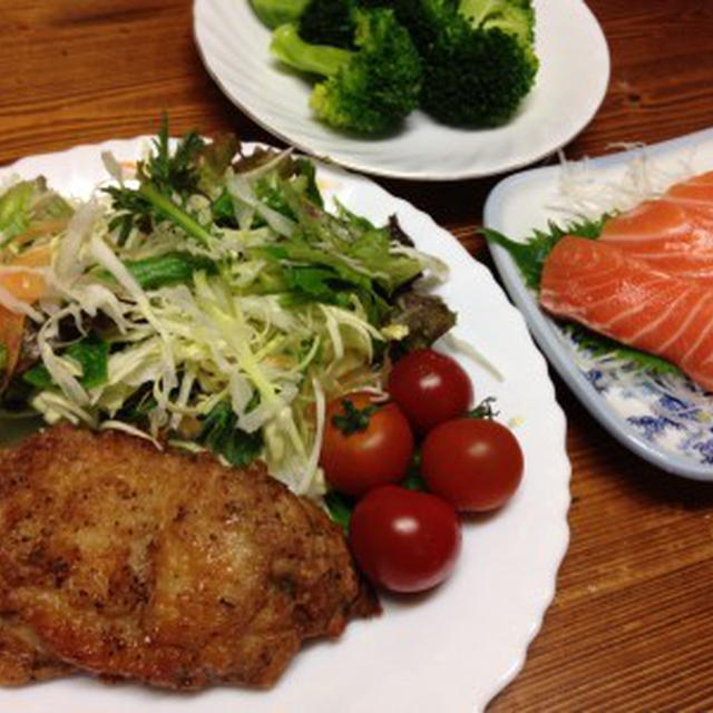 やみつき鶏とサラダ。寝起きのきなこ