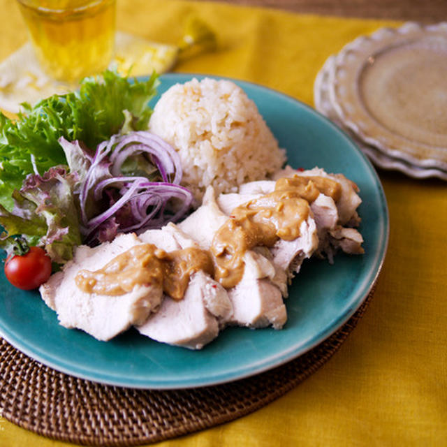 節約の救世主♡鶏ムネ肉を美味しくする“ちょい技”活用　夏のがっつりご飯　２選　【３種のタレで楽しむ！なんちゃってカオマンスガイ】【スパイシータンドリーチキン】