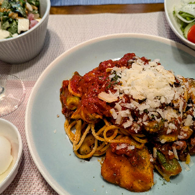 鮭のトマトソースパスタ
