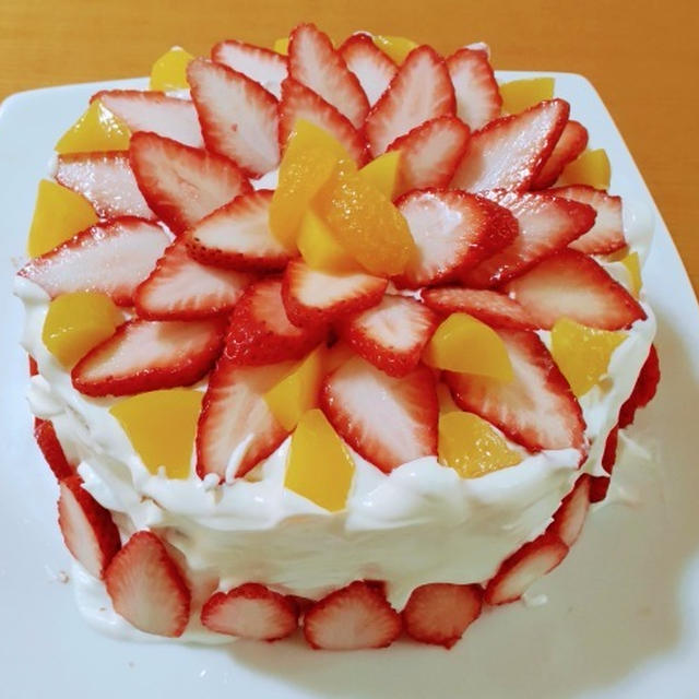 しっとりふわふわ♡バナナスポンジのフルーツケーキ