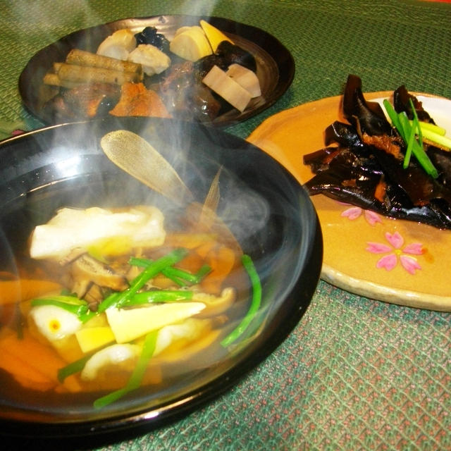 鯖の昆布巻。お雑煮。