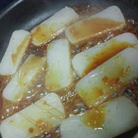 こんにゃくともやしの炒め物