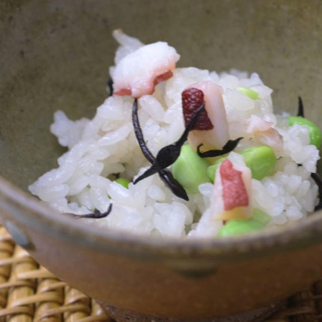 タコ飯（ひじきと枝豆入り）