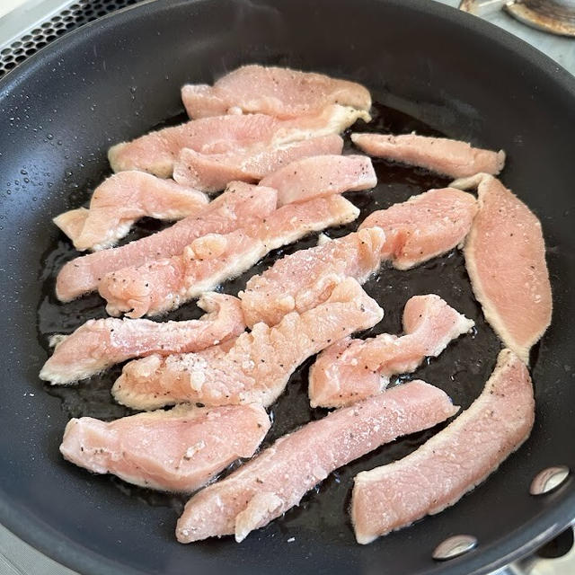 人が食べているものが美味しそうに見える～【鶏むね肉の酢醤油炒め】