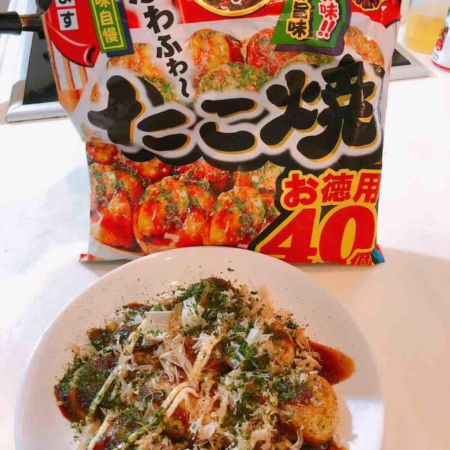 【冷凍食品レビュー】冷凍たこ焼き。カリカリじゃなく、外も中もフワフワだけど、トッピングすれば屋台の味｜本日16：45からYouTubeライブ配信。豆腐チキンナゲット作ってます