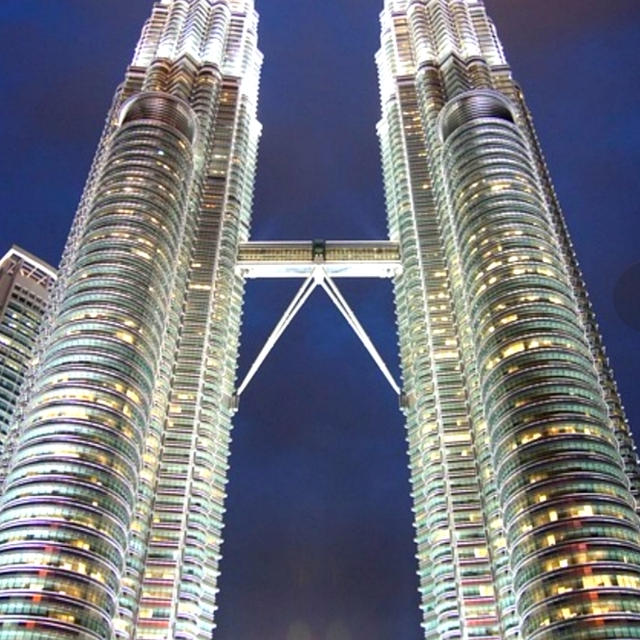 ペトロナスツインタワー　マレーシア