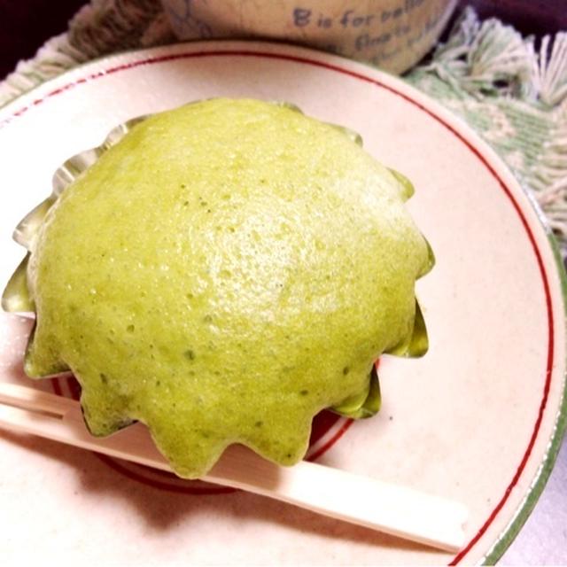 HMで簡単抹茶蒸しパン