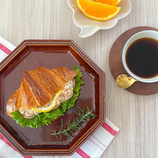 ＊チーズ＆レモンパテのクロワッサンサンド＊