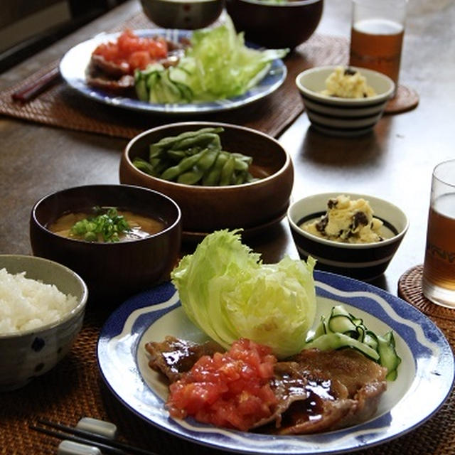 トマトたっぷり♪豚肉の生姜焼き。