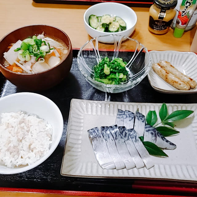 ”豚汁”と”〆鯖”と”菜の花”の晩ごはん