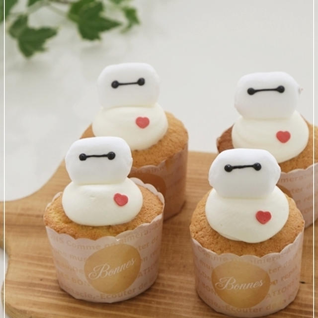 簡単かわいい ベイマックスのカップケーキ レシピ By Momoさん レシピブログ 料理ブログのレシピ満載